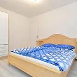 Zivan 1739 아파트 *
