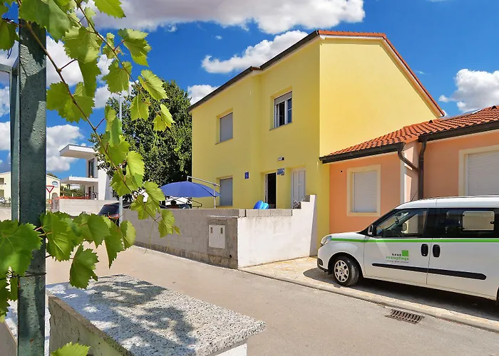 Zivan 1739 Apartman *