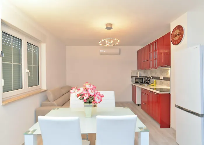 Zivan 1739 Apartman