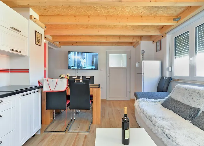 Zivan 1739 Apartman